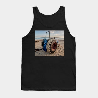 Closeup fisheye view of a tractor used for crab fishing on Cromer beach Tank Top